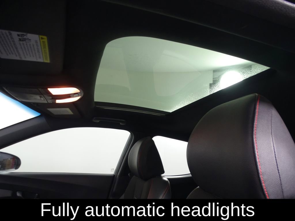 Used 2019 Hyundai Veloster 2.0 Premium image 10