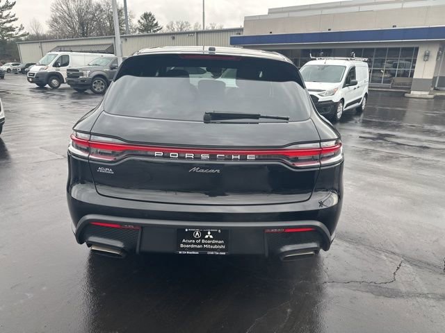 Used 2022 Porsche Macan image 4