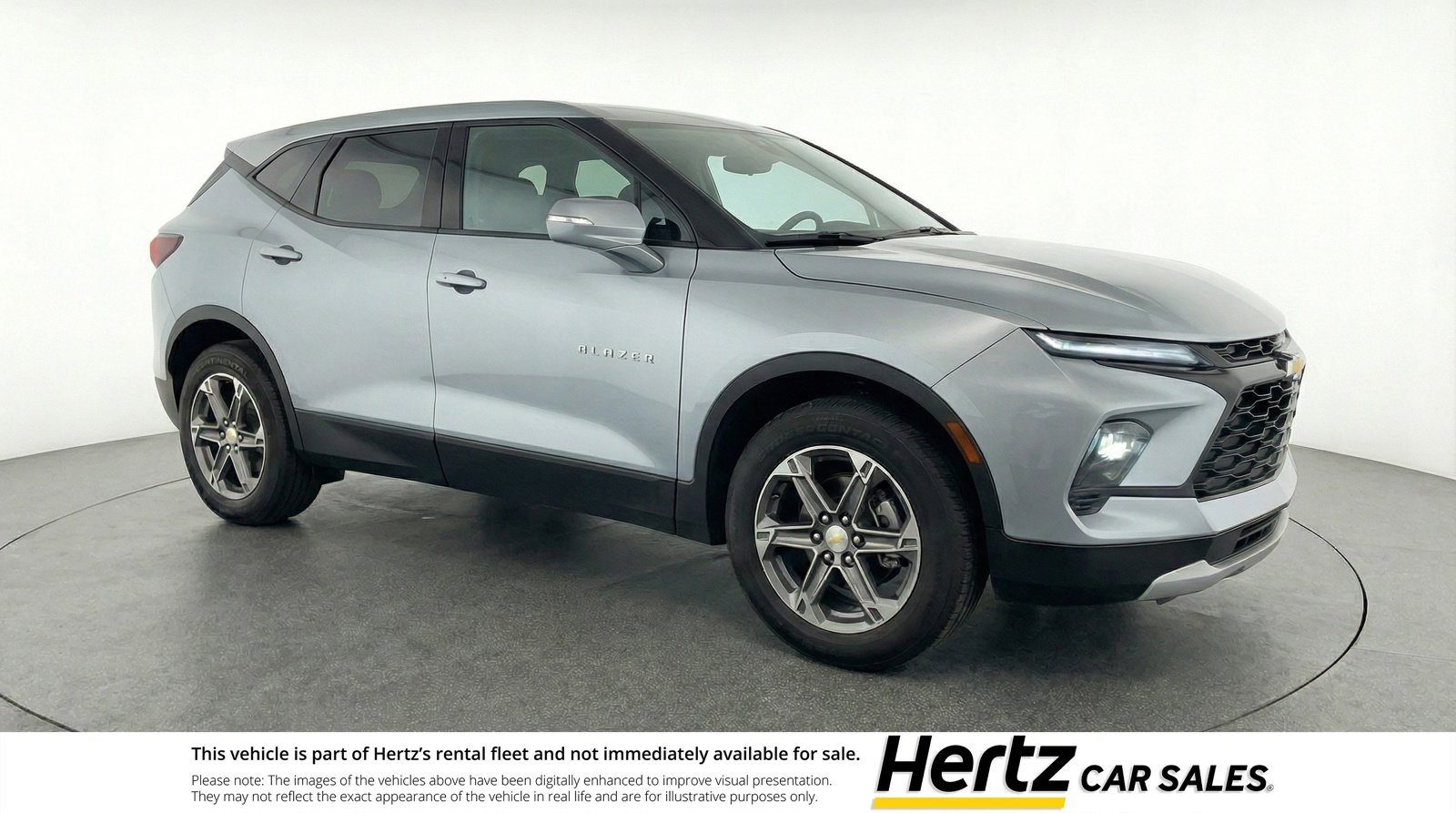 Used 2025 Chevrolet Blazer LT image 1