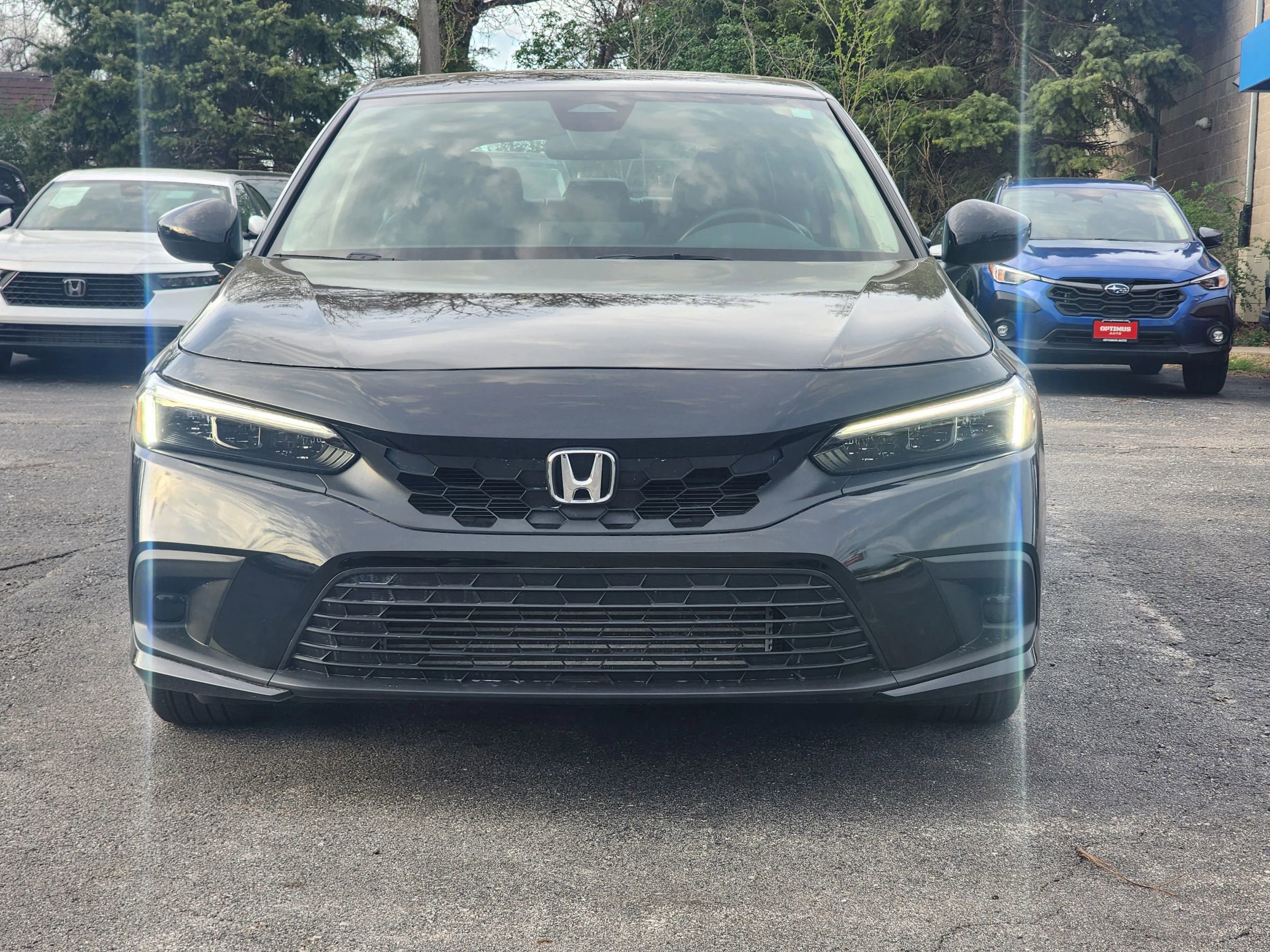 Used 2022 Honda Civic EX-L image 2