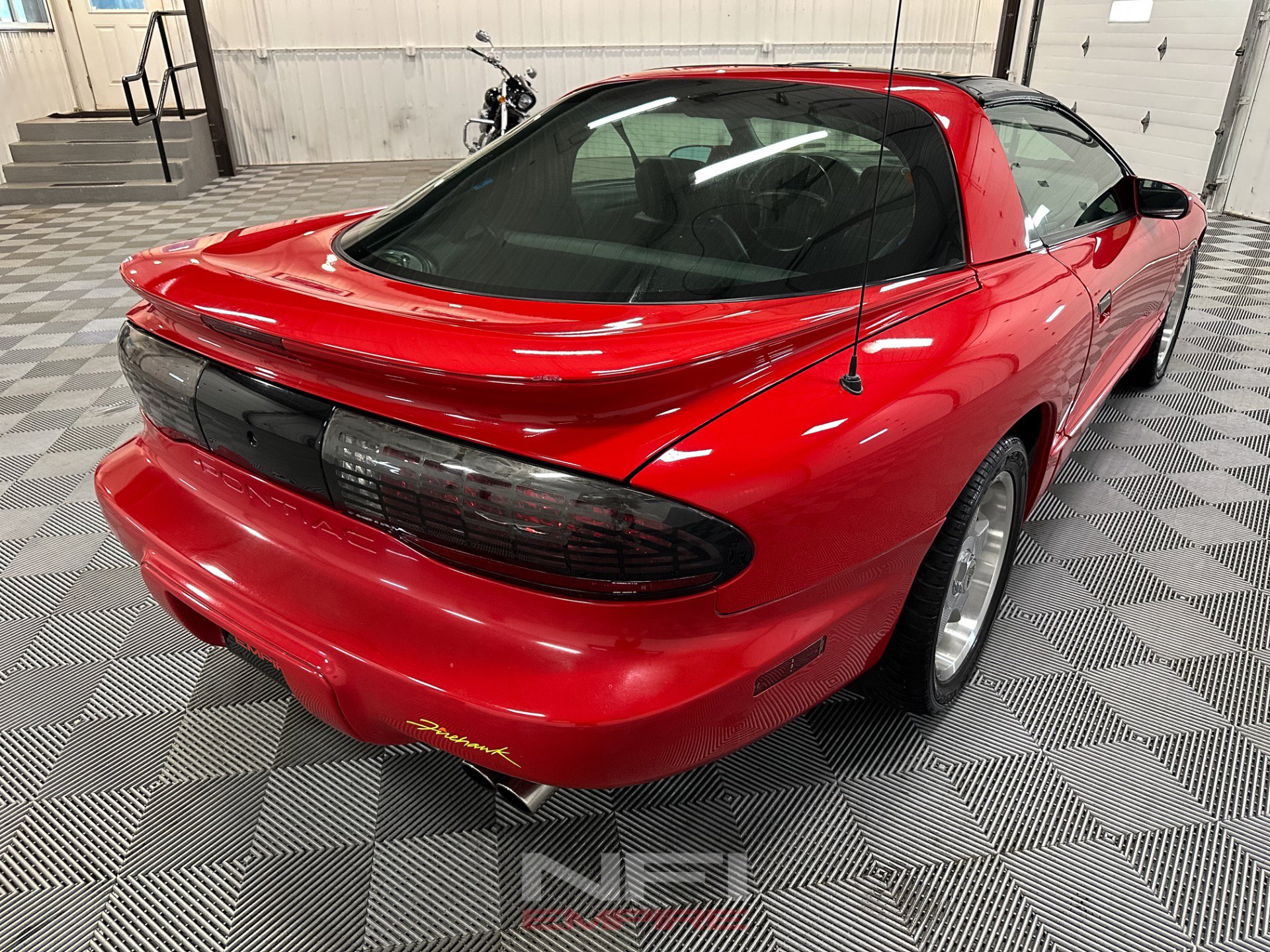 Used 1994 Pontiac Firebird Formula RWD image 8