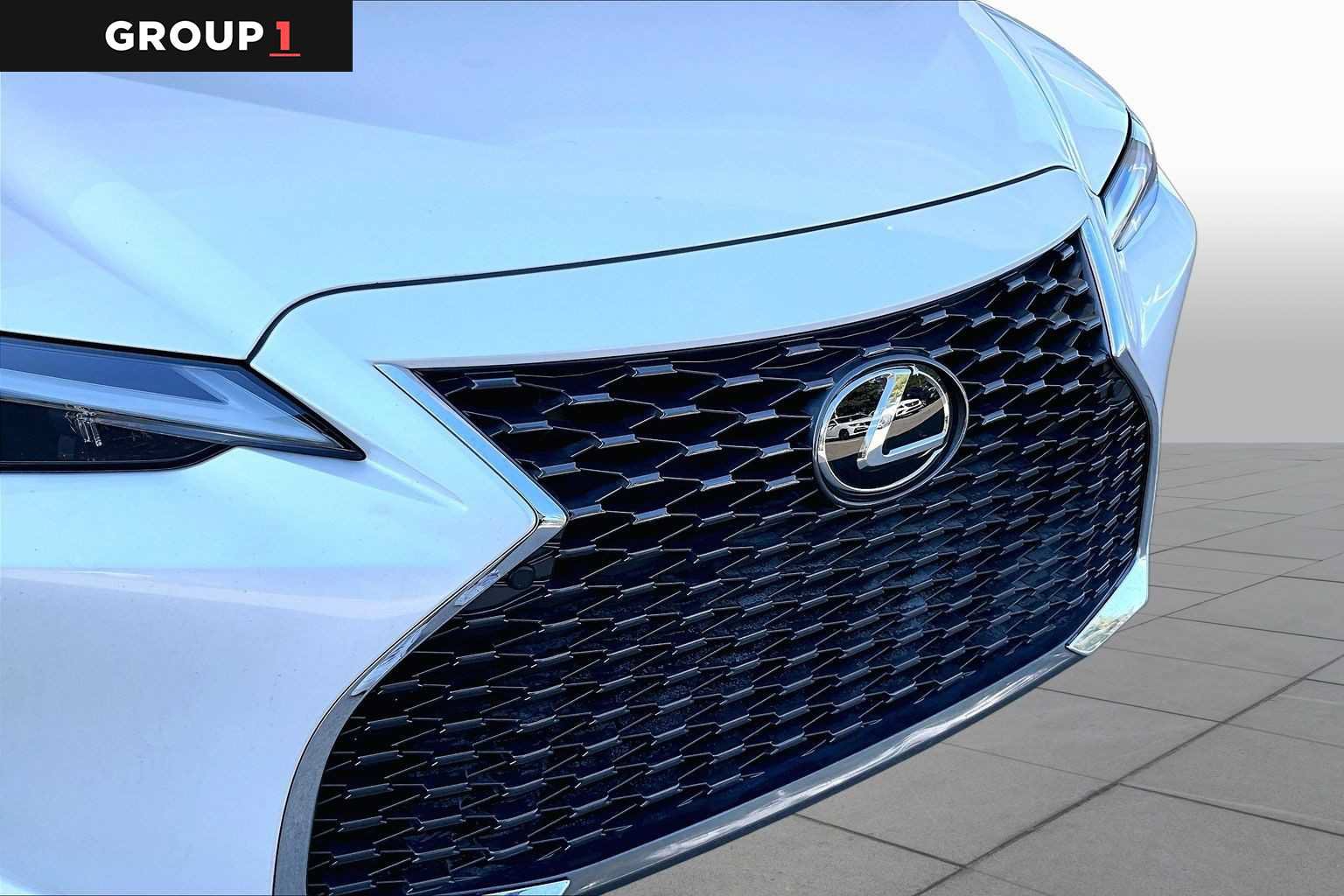 Used 2024 Lexus IS 300 w/ Comfort Package RWD image 27