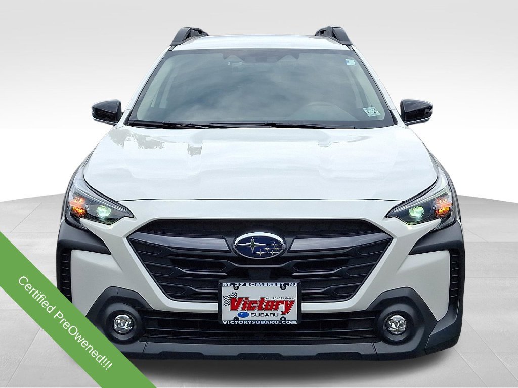 Used 2025 Subaru Outback Premium AWD/4WD image 2
