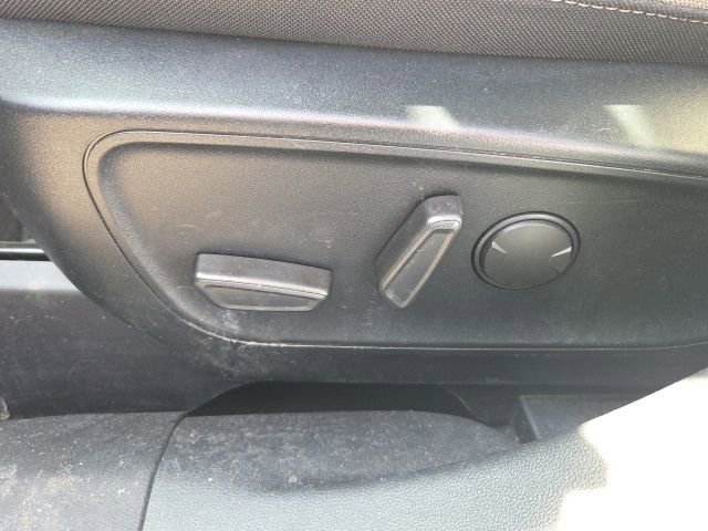 Used 2020 Ford Escape SE AWD/4WD image 28