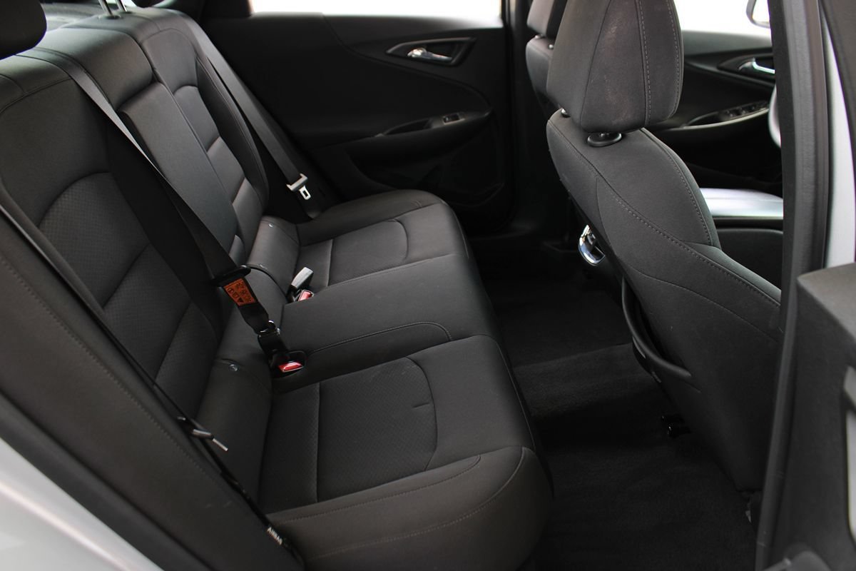 Used 2020 Chevrolet Malibu LT FWD image 22