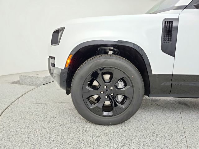 New 2026 Land Rover Defender 110 X-Dynamic SE AWD/4WD image 29