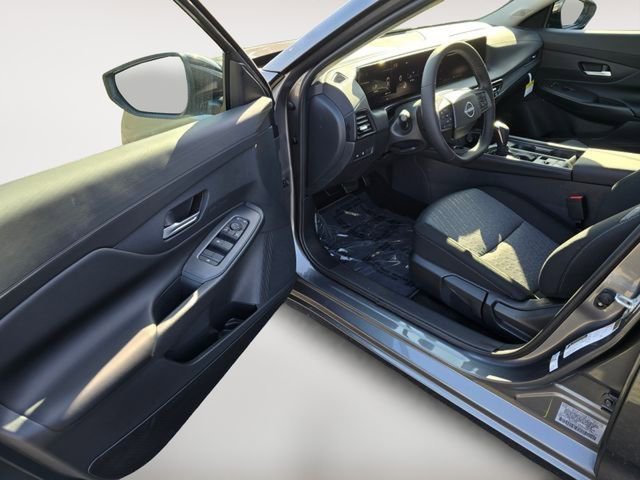 New 2026 Nissan Sentra SV w/ SV Convenience Package FWD image 17