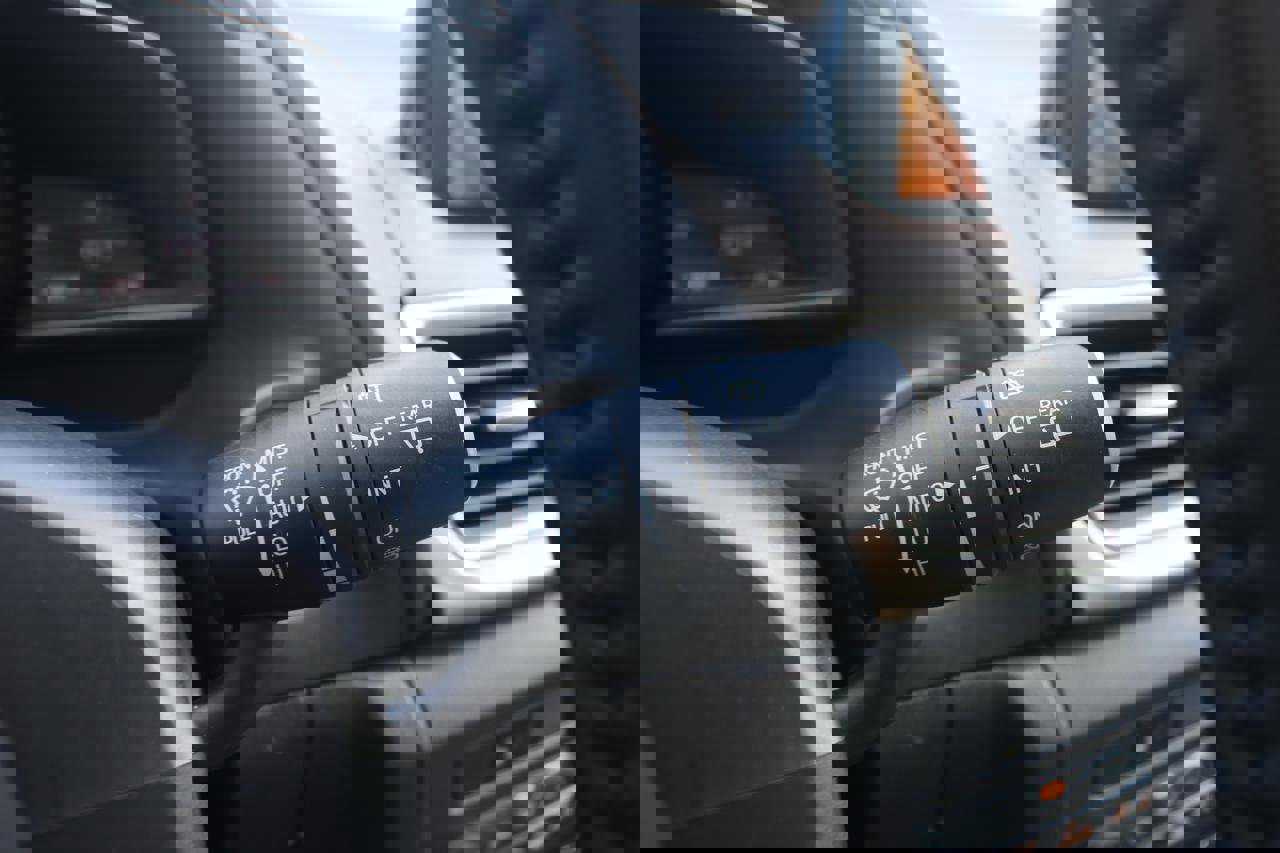 Used 2018 MAZDA MAZDA3 Touring image 33