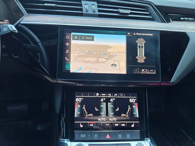Used 2022 Audi e-tron Premium w/ Towing Package AWD/4WD image 63