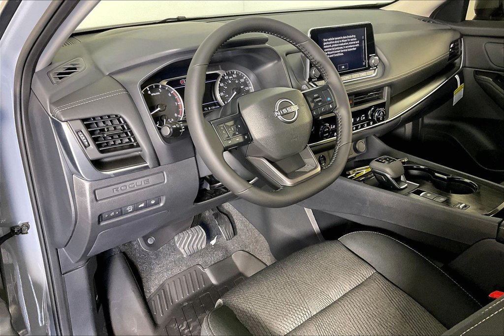 New 2026 Nissan Rogue SV w/ Cold Weather Package FWD image 8