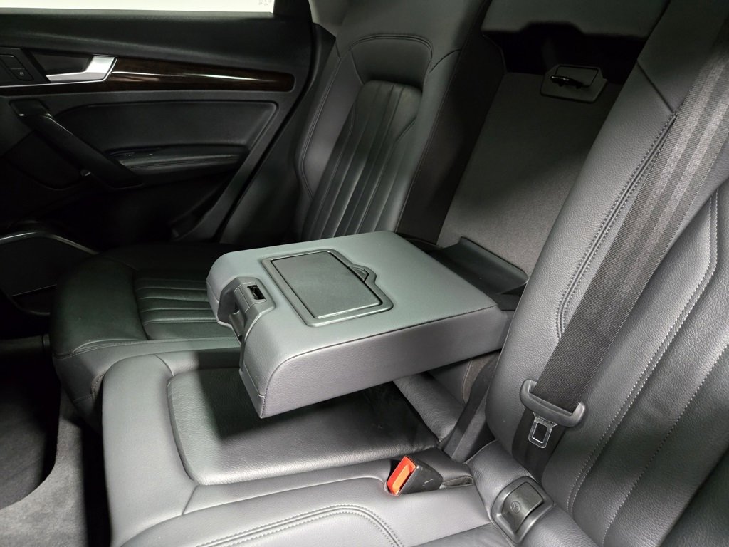 Used 2019 Audi Q5 2.0T Premium Plus image 34