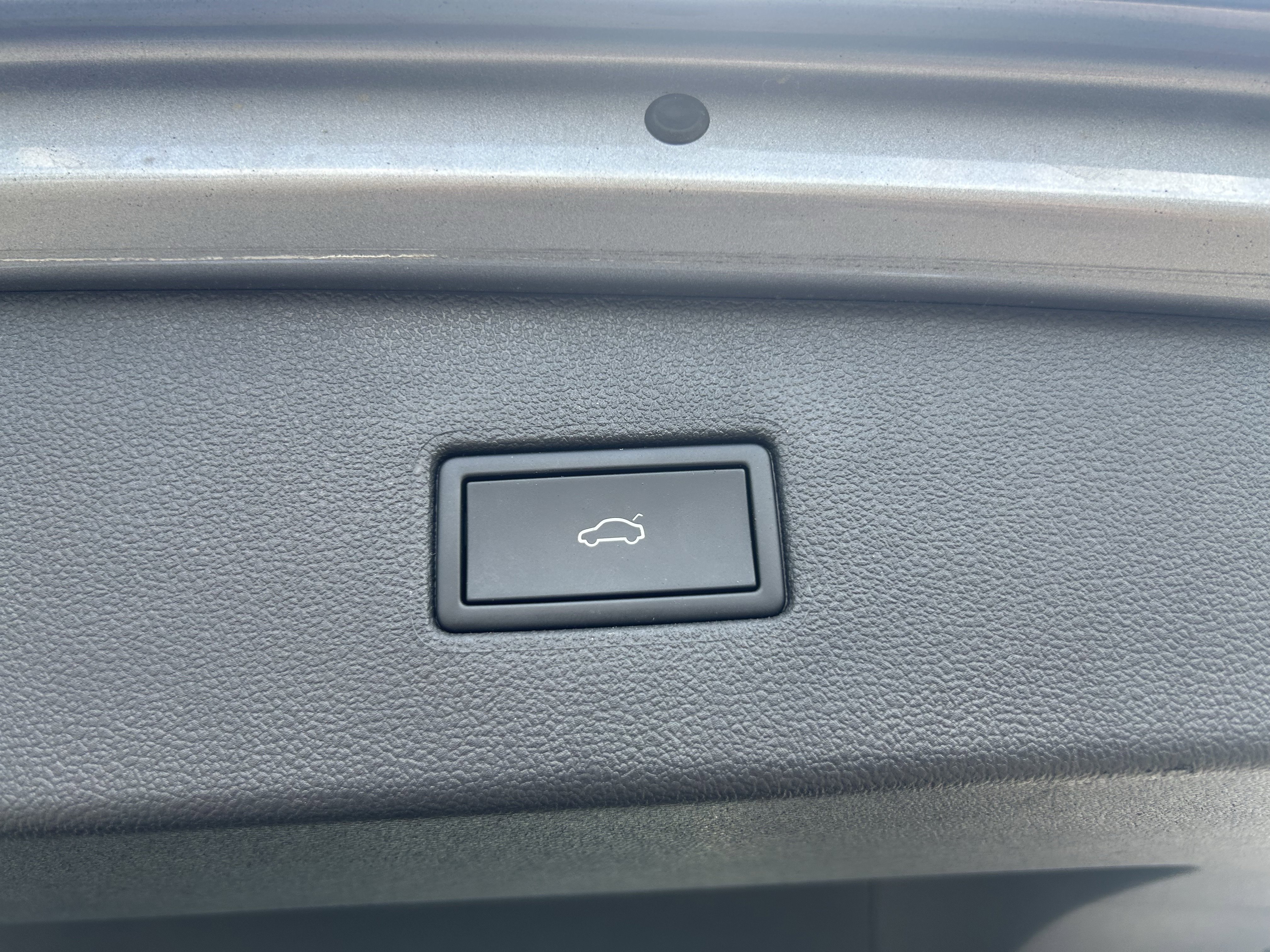 Certified 2024 Volkswagen Tiguan SE AWD/4WD image 28
