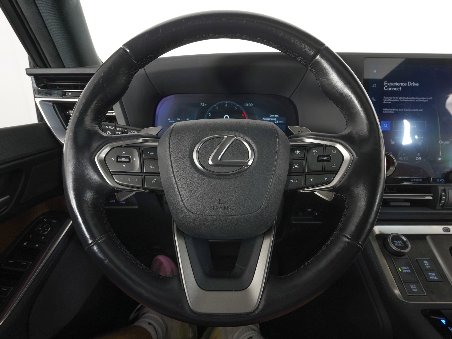 Used 2024 Lexus GX 550 w/ Cold Area Package image 19