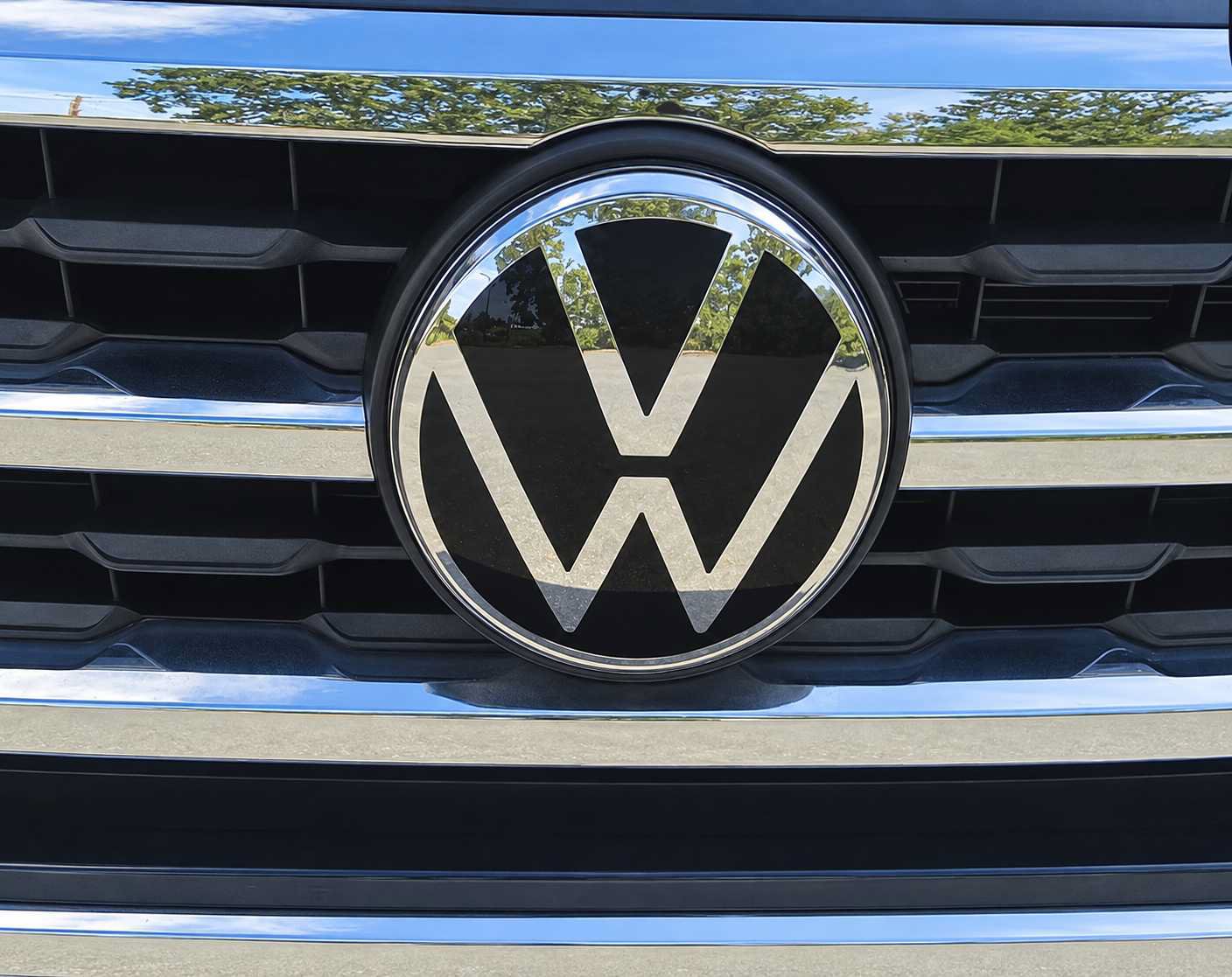 Used 2021 Volkswagen Atlas Cross Sport SEL AWD/4WD image 28