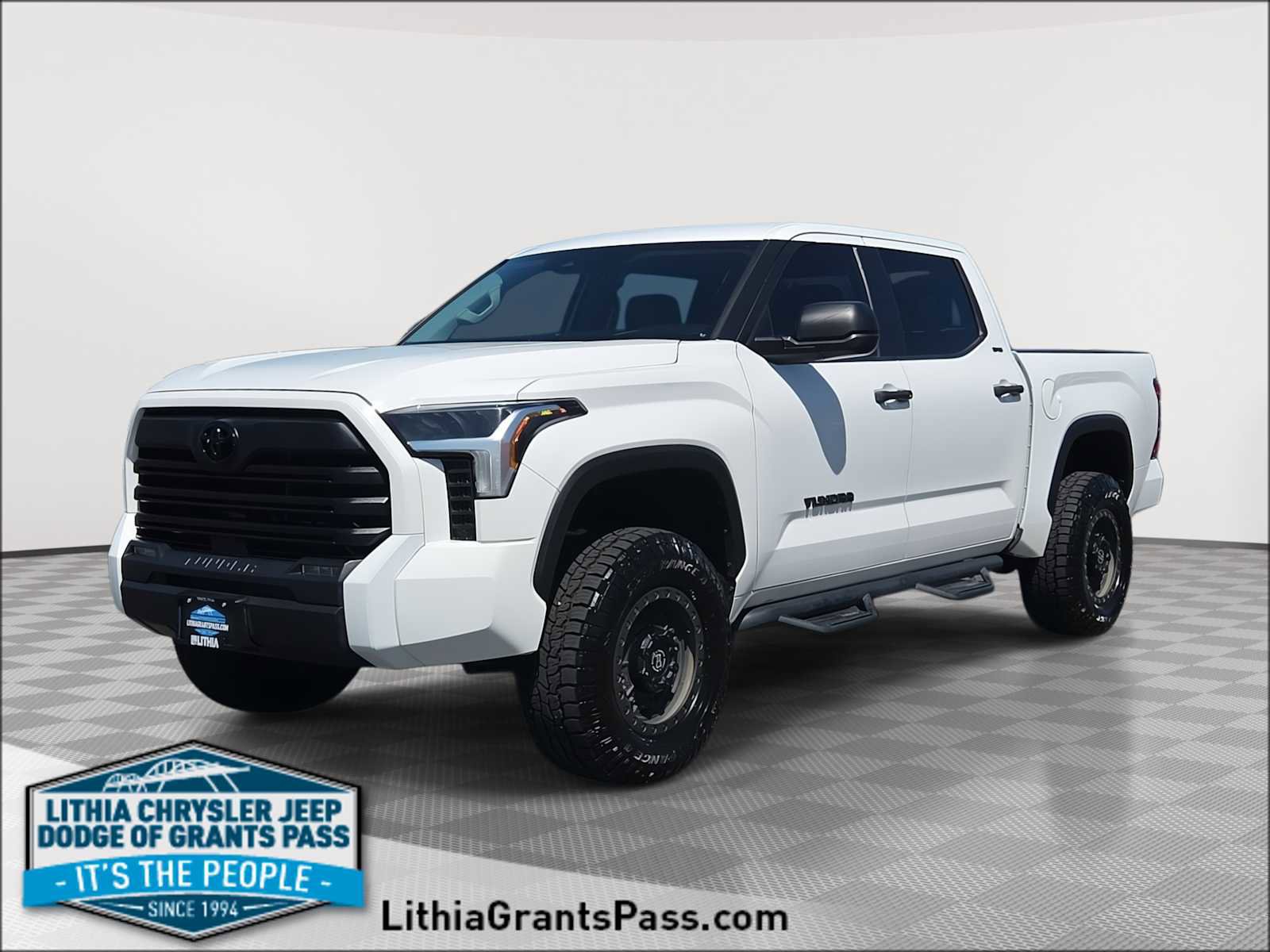 Used 2023 Toyota Tundra SR5 AWD/4WD image 1