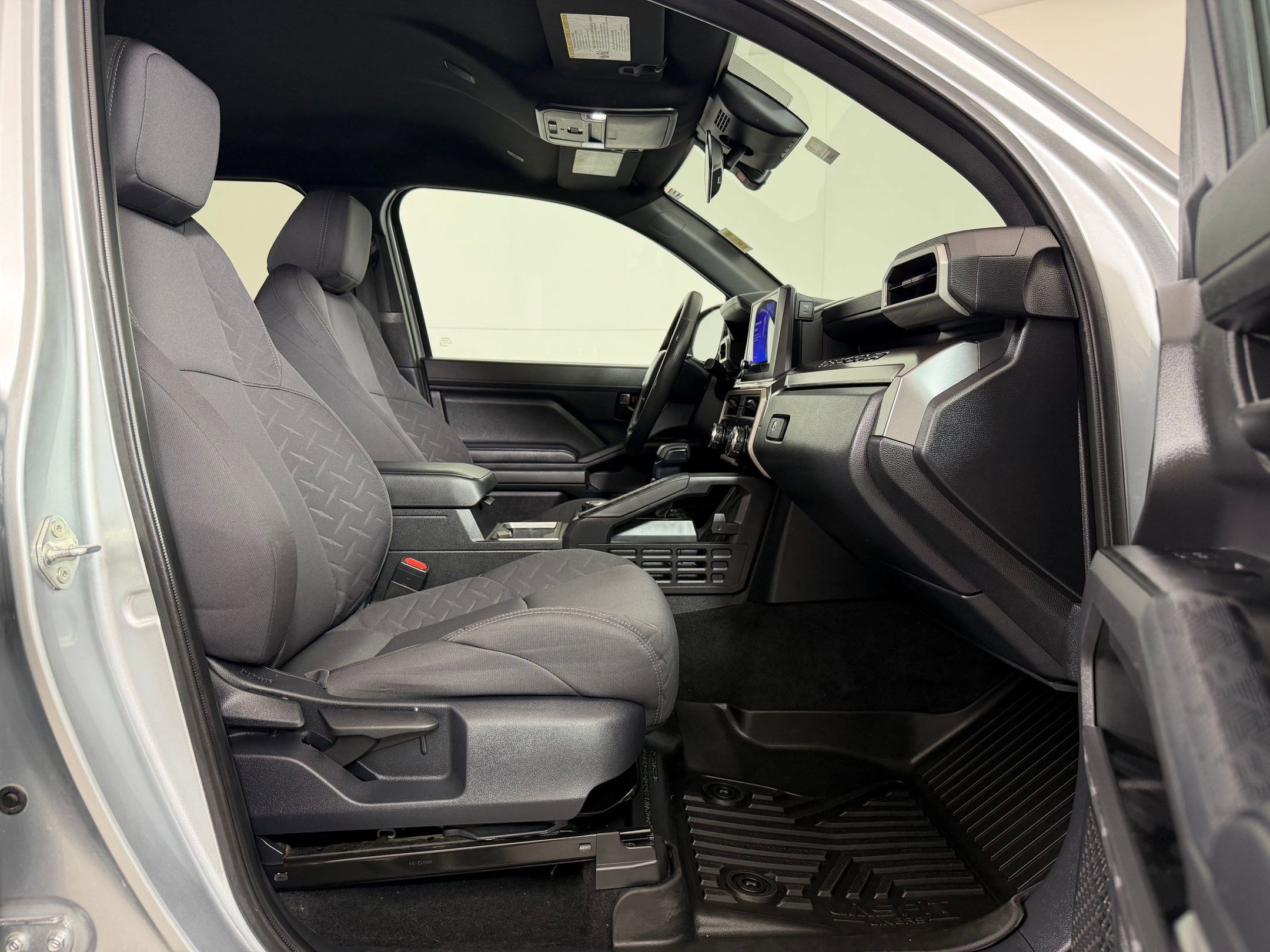 Certified 2024 Toyota Tacoma SR5 image 27