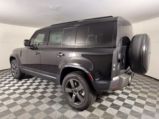 New 2026 Land Rover Defender 110 S AWD/4WD image 4