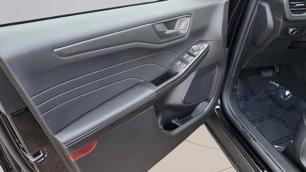 New 2026 Ford Escape Active image 11