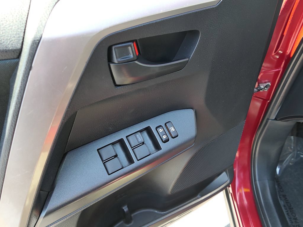 Used 2018 Toyota RAV4 LE w/ All Weather Liner Package FWD image 13