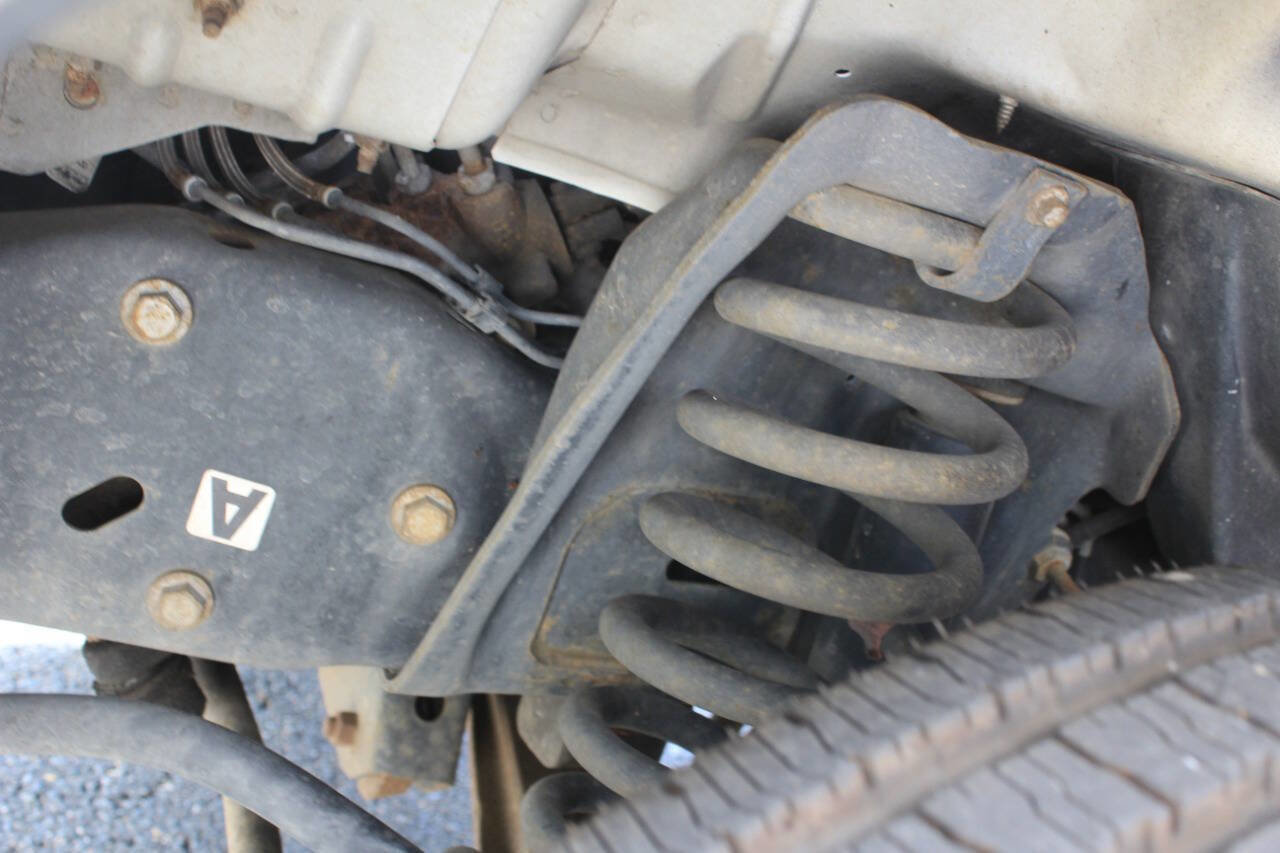 Used 2012 Ford E-250 and Econoline 250 image 22