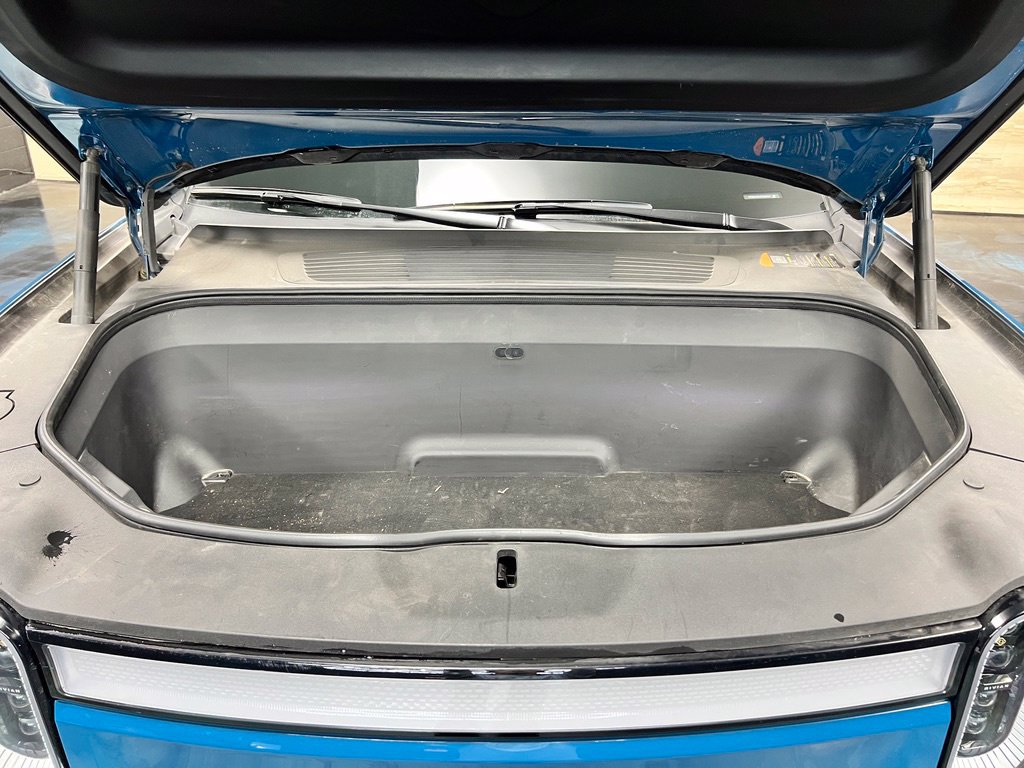 Used 2023 Rivian R1S Adventure Quad AWD/4WD image 9