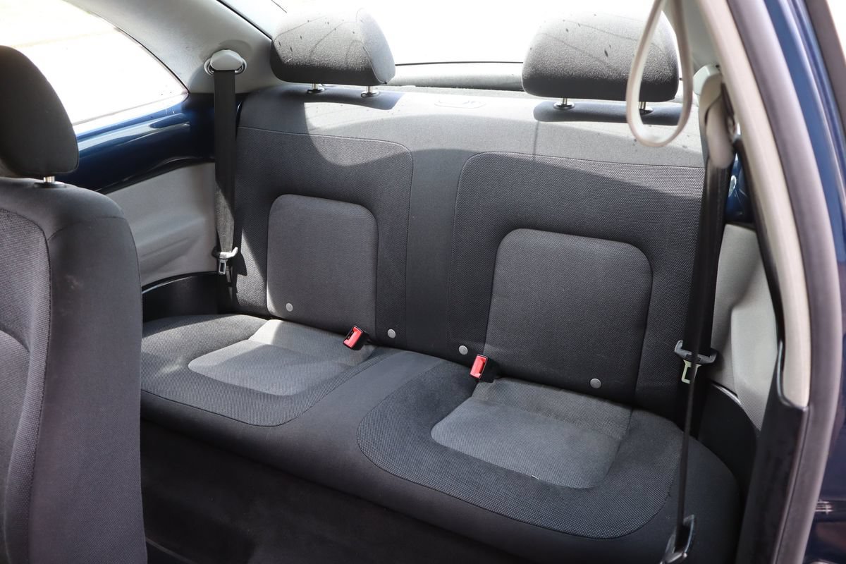 Used 2003 Volkswagen Beetle GL FWD image 22