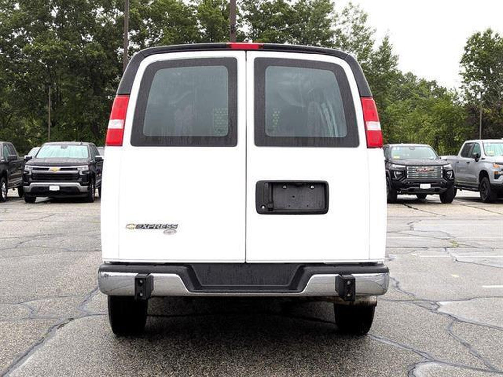 Certified 2025 Chevrolet Express 2500 w/ Driver Convenience Package RWD image 23