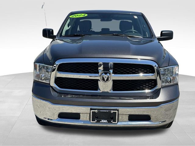 Used 2024 RAM 1500 Classic SLT AWD/4WD image 19
