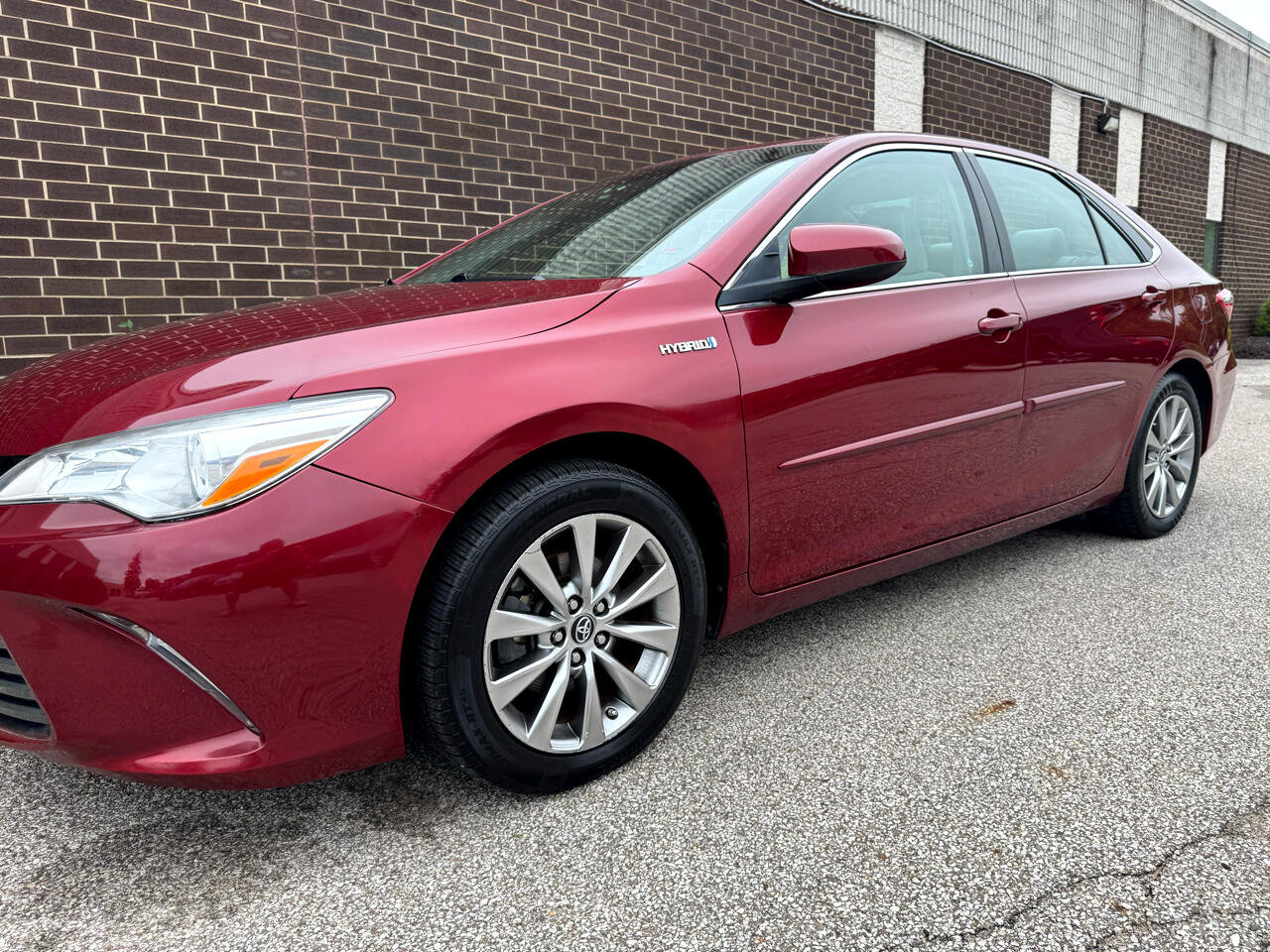 Used 2016 Toyota Camry XLE image 29