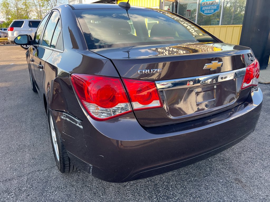 Used 2015 Chevrolet Cruze LT FWD image 8
