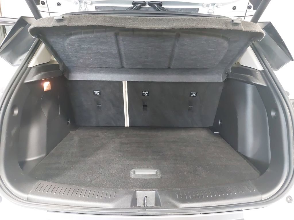 Used 2021 Buick Encore GX Essence w/ Advanced Technology Package FWD image 12