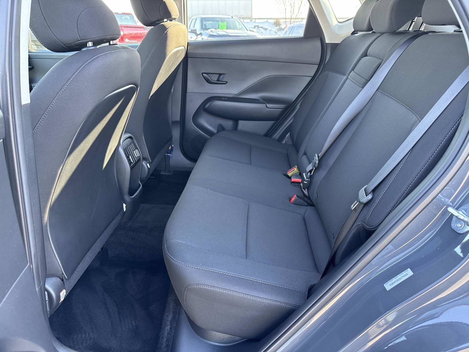 Used 2025 Hyundai Kona SEL image 22