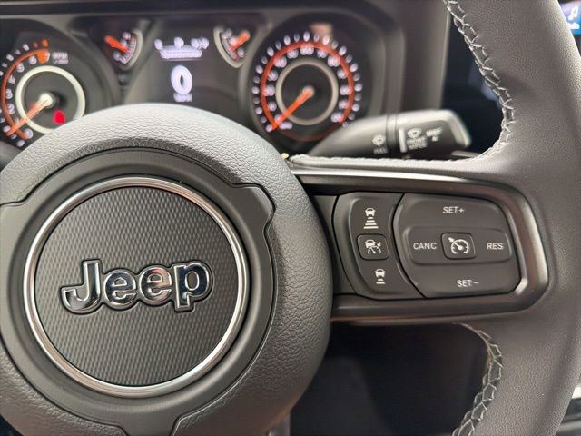 New 2025 Jeep Gladiator Sport AWD/4WD image 13