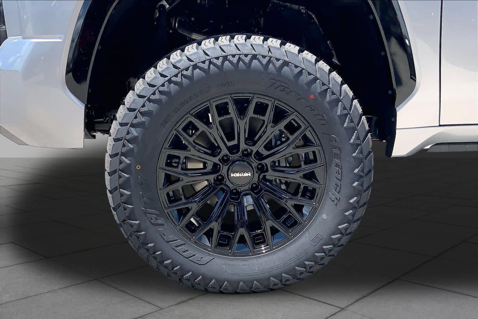 New 2026 Toyota Tundra Platinum AWD/4WD image 10