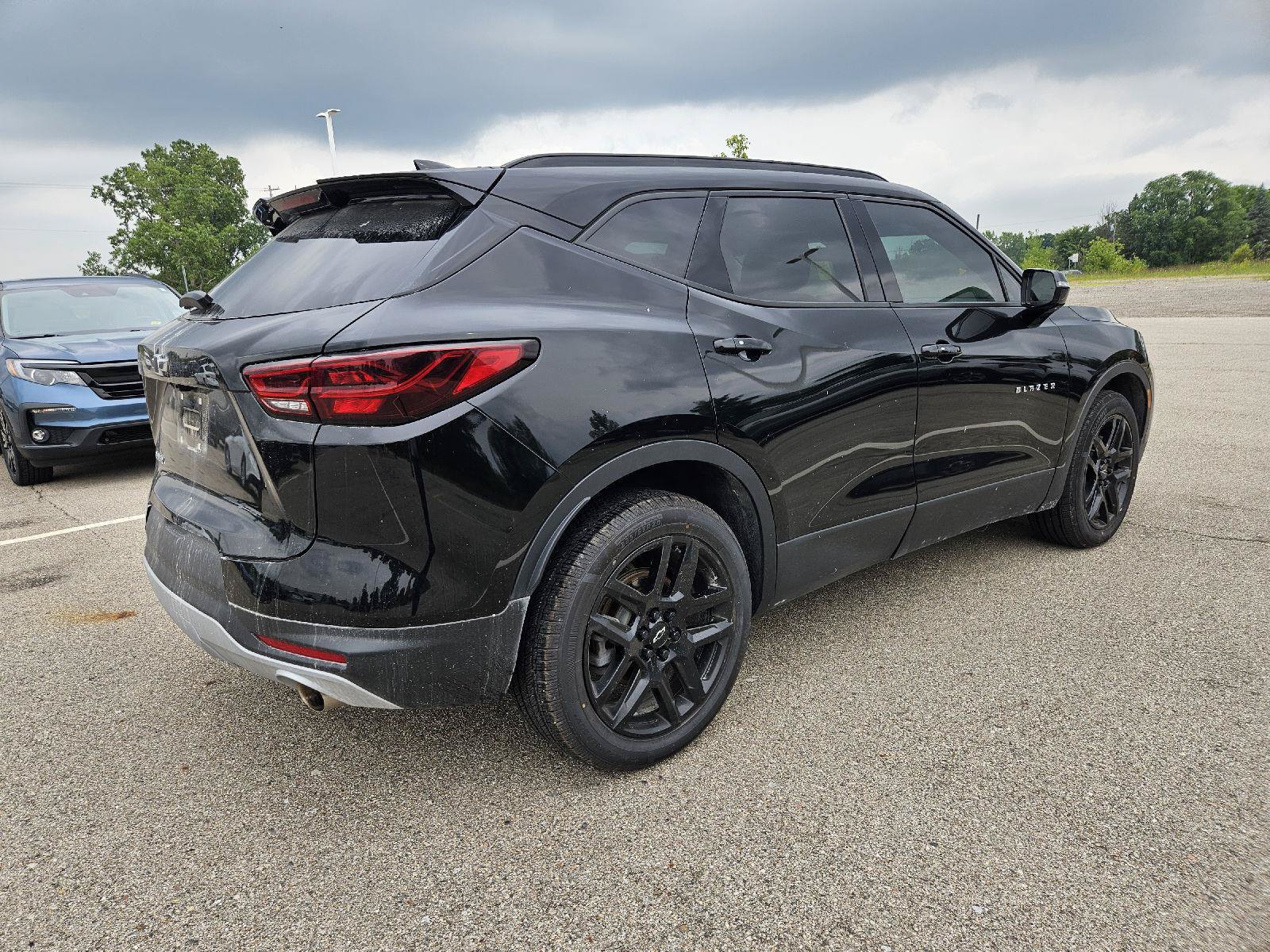 Used 2023 Chevrolet Blazer LT FWD image 7