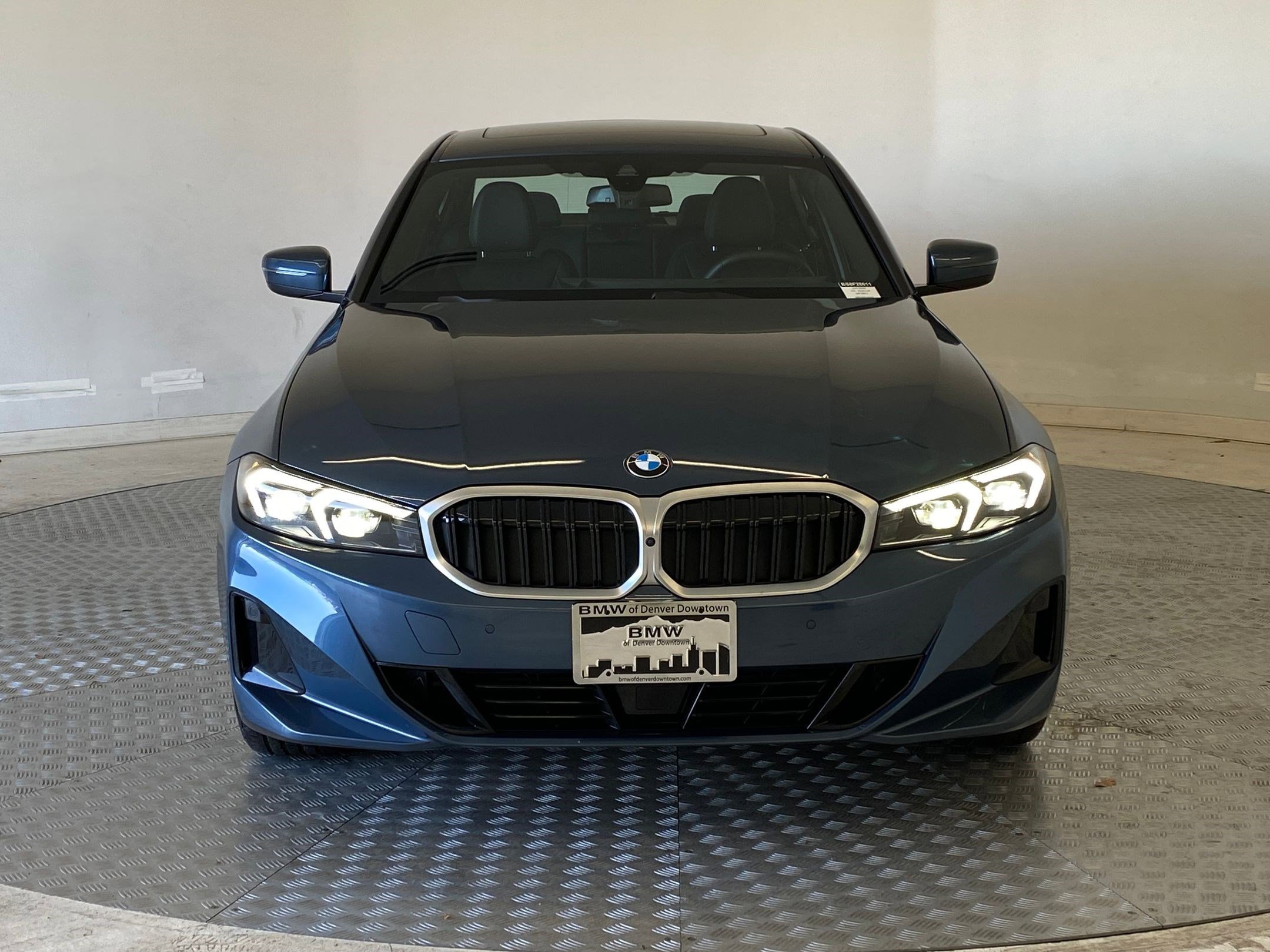 Used 2025 BMW 330i xDrive Sedan image 6