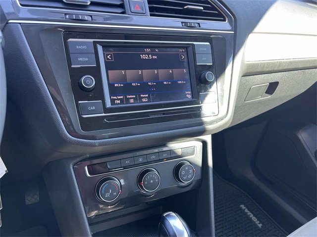 Used 2018 Volkswagen Tiguan S image 22