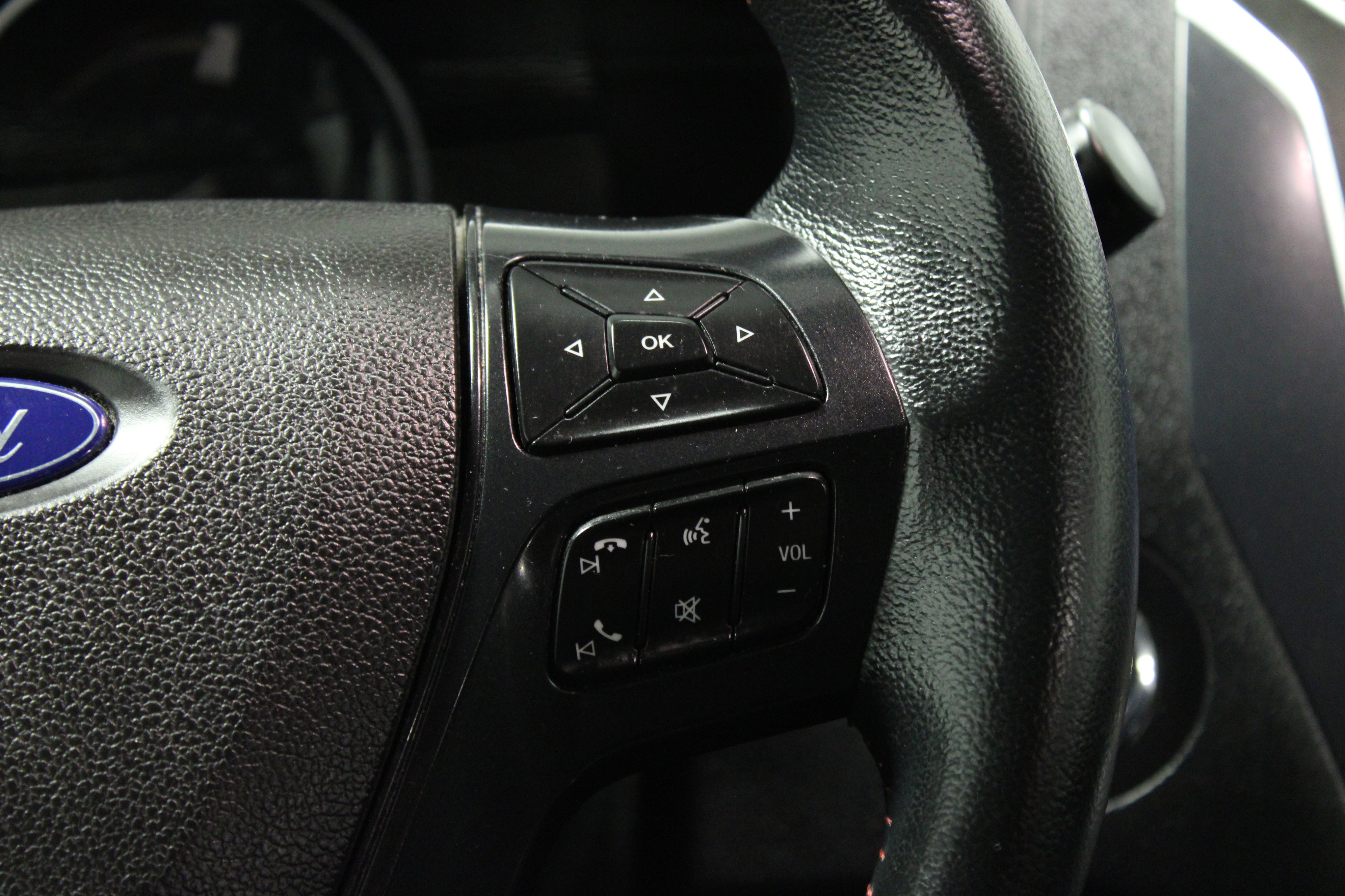 Used 2018 Ford Explorer Sport AWD/4WD image 25