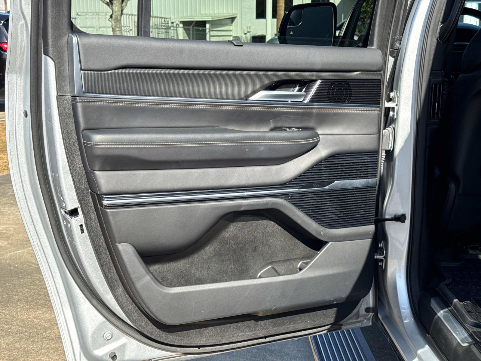 Certified 2024 Jeep Grand Wagoneer L Series II w/ Quick Order Packagew 28T image 11