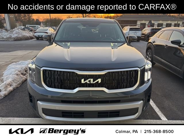 Used 2023 Kia Telluride LX image 2