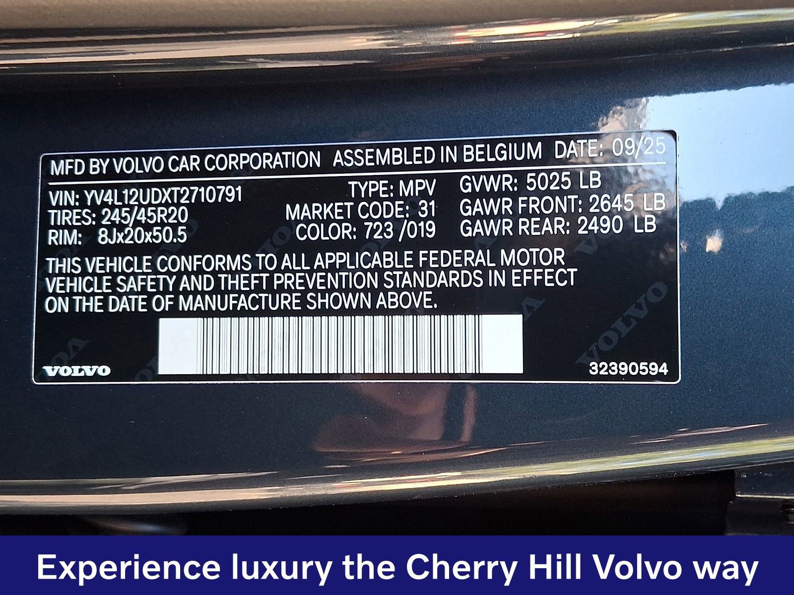 New 2026 Volvo XC40 B5 Ultra w/ Protection Package Premier AWD/4WD image 18