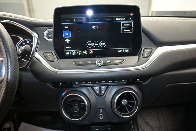 Used 2024 Chevrolet Blazer LT w/ Convenience Package FWD image 10