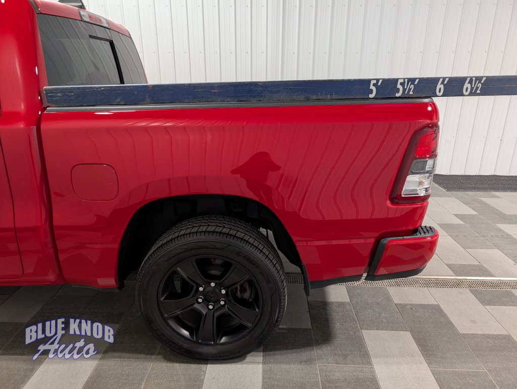 Used 2023 RAM 1500 Big Horn AWD/4WD image 3