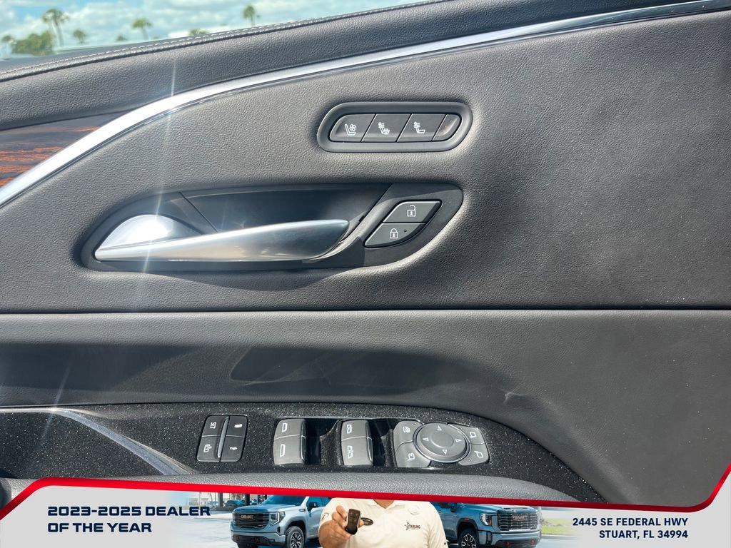 Used 2023 Cadillac Escalade Premium Luxury w/ Performance Package image 24