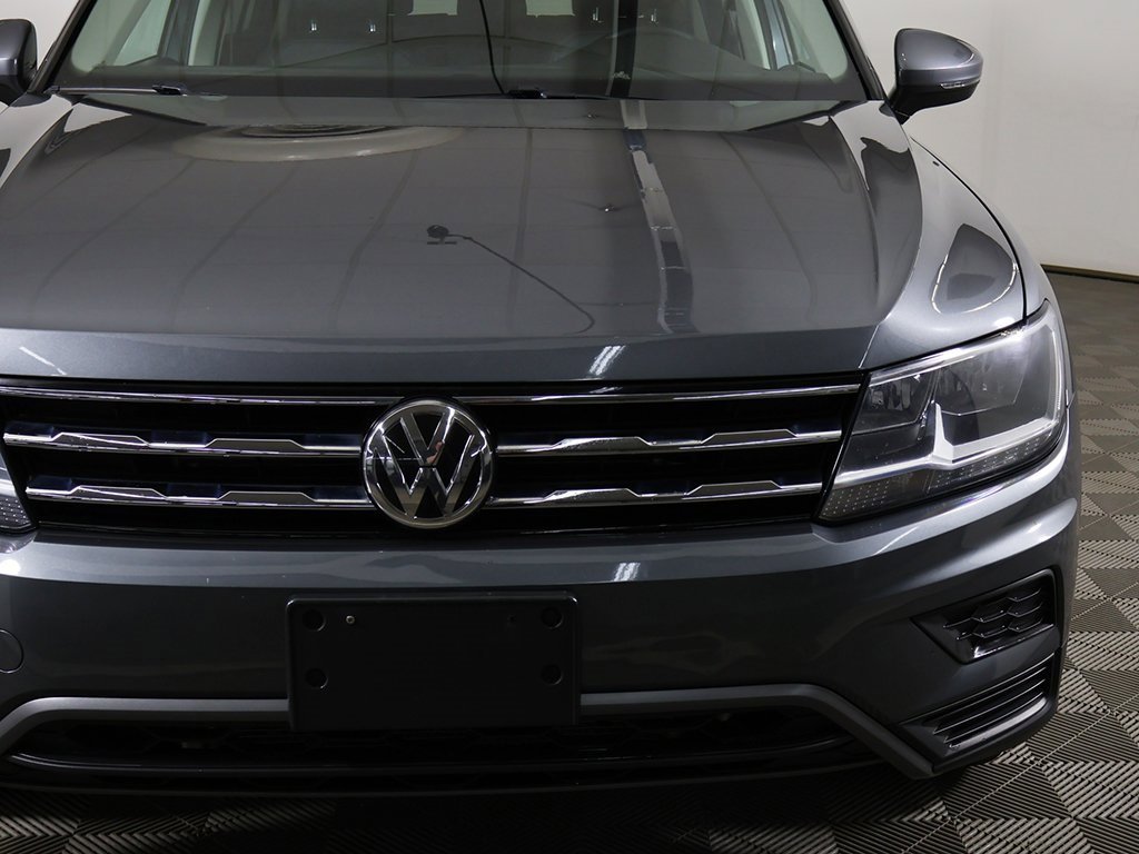 Used 2019 Volkswagen Tiguan SE w/ Panoramic Sunroof Package image 13