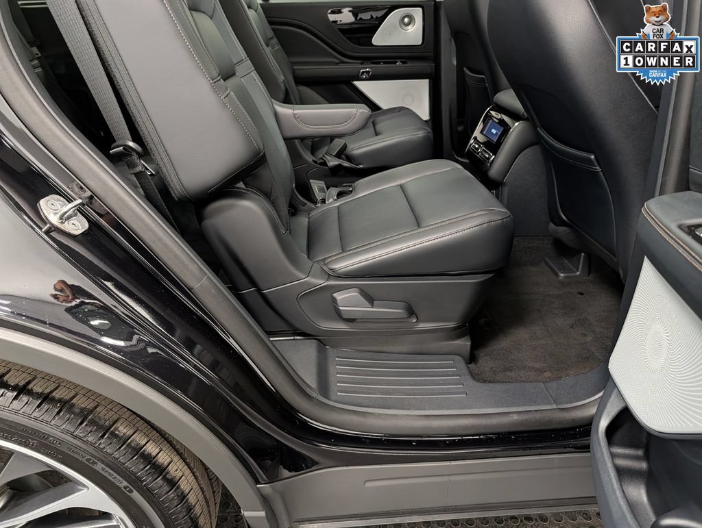 Used 2026 Lincoln Aviator Reserve AWD/4WD image 35