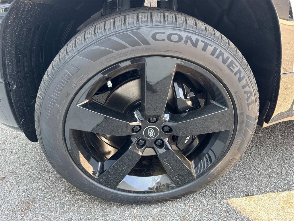 New 2025 Land Rover Defender 110 V8 image 10