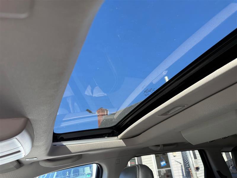 Used 2018 Dodge Journey Crossroad w/ Nav & Sun Group image 30