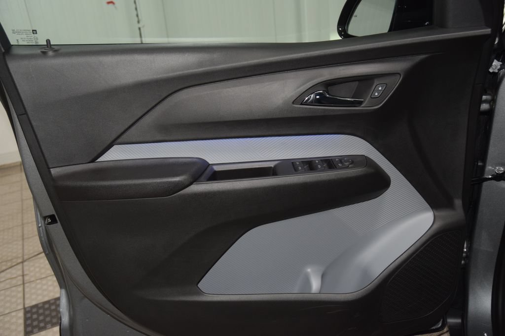 New 2027 Chevrolet Bolt RS w/ Technology Package FWD image 44