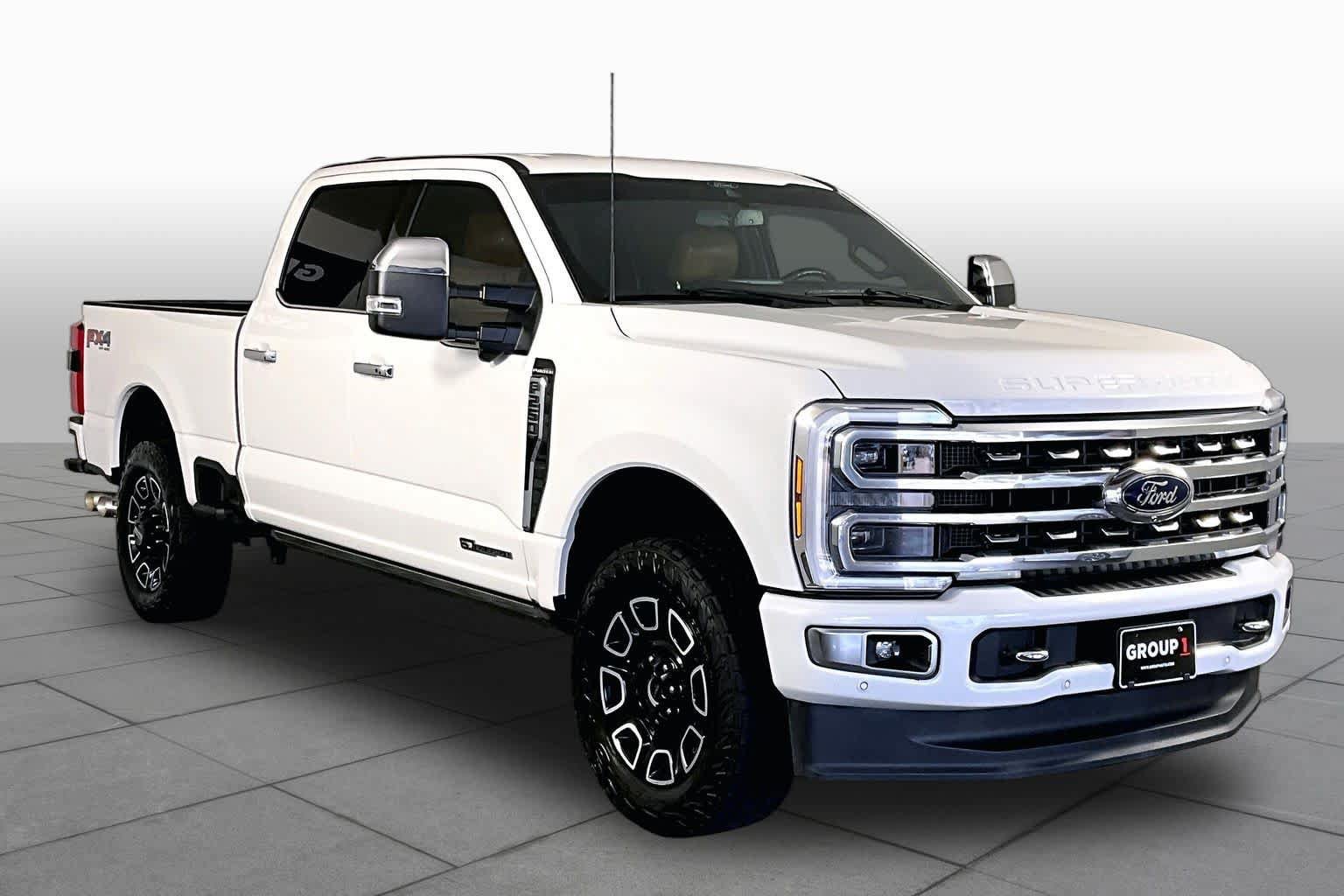 Used 2024 Ford F250 Platinum AWD/4WD image 3